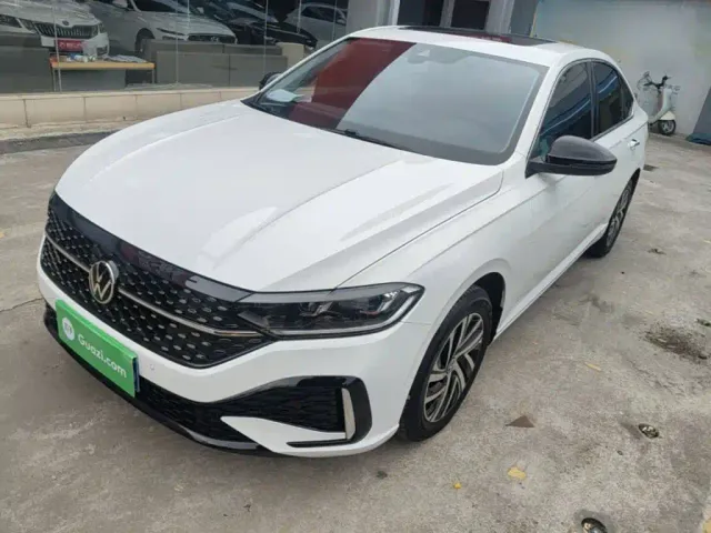 Фотография автомобиля — Volkswagen Lavida