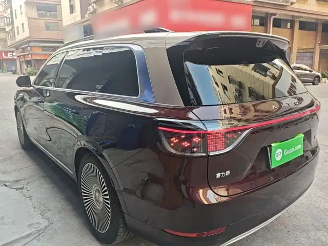 AITO Wenjie AITO M9 2025 Extended Range Ultra 52kWh 6-Seater — Фото автомобиля 4