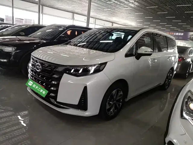 Фотография автомобиля — GAC Trumpchi M6