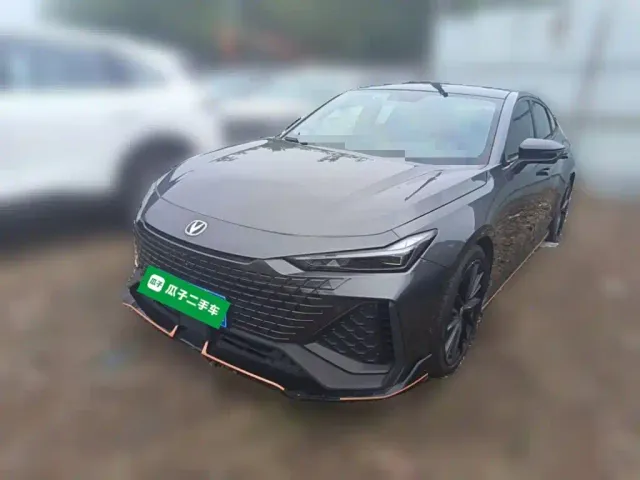Фотография автомобиля — Changan UNI-V