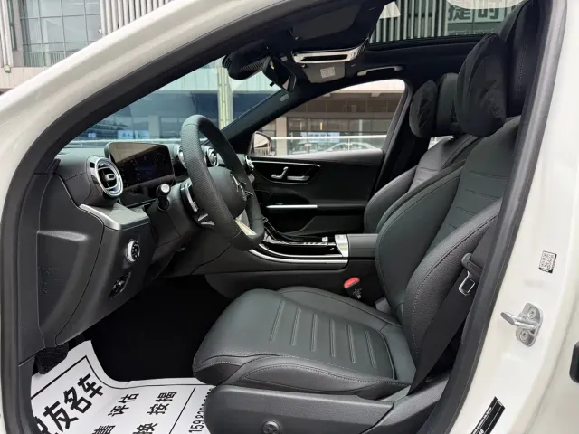 Mercedes-Benz C-Class — Фото автомобиля 17