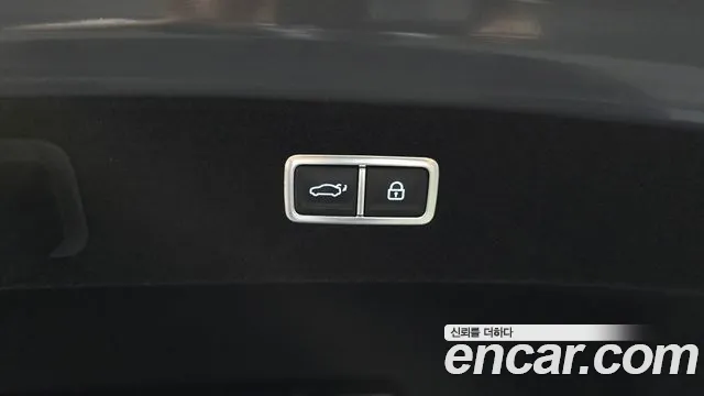 Genesis G90 — Фото автомобиля 29