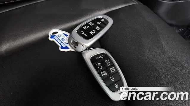 Hyundai Staria Staria 4WD Tourer 9 мест — Фото автомобиля 11