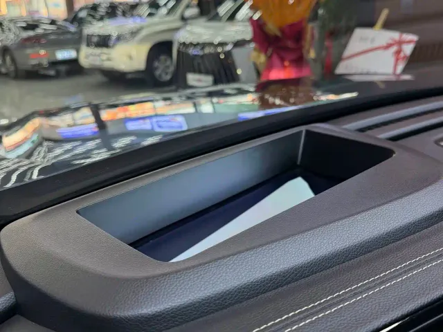 GAC Trumpchi GS8 — Фото автомобиля 18