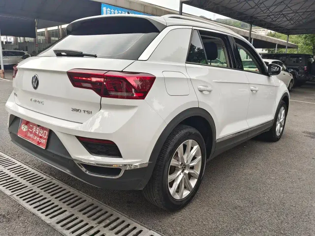 Volkswagen T-Roc — Фото автомобиля 6