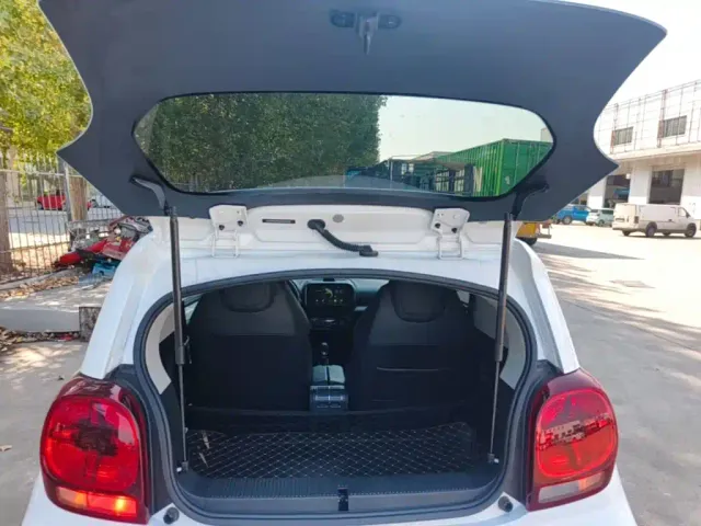 Roewe Clever — Фото автомобиля 18