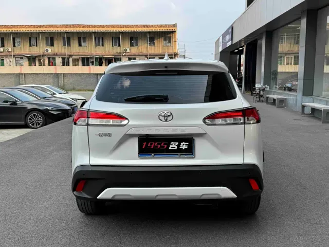 Toyota Corolla Cross — Фото автомобиля 8