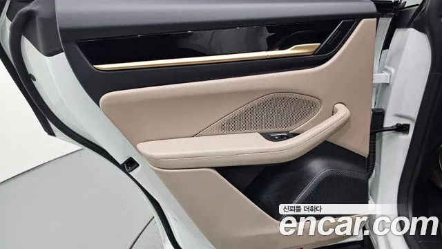 Porsche Macan — Фото автомобиля 14