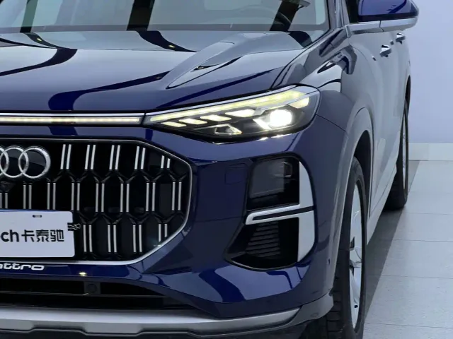 Audi Q6 — Фото автомобиля 3