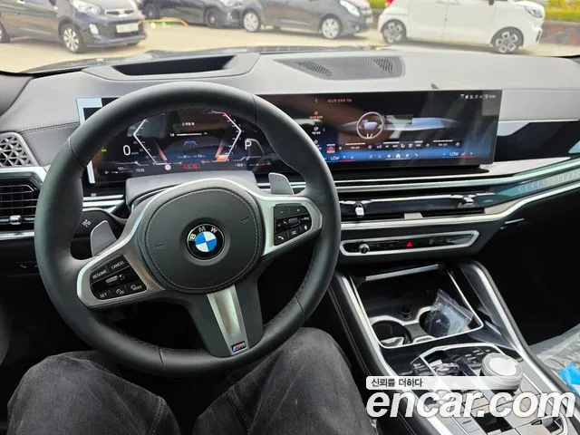 BMW X6 xDrive40i M Sport — Фото автомобиля 11