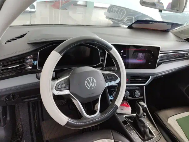 Volkswagen Sagitar — Фото автомобиля 12