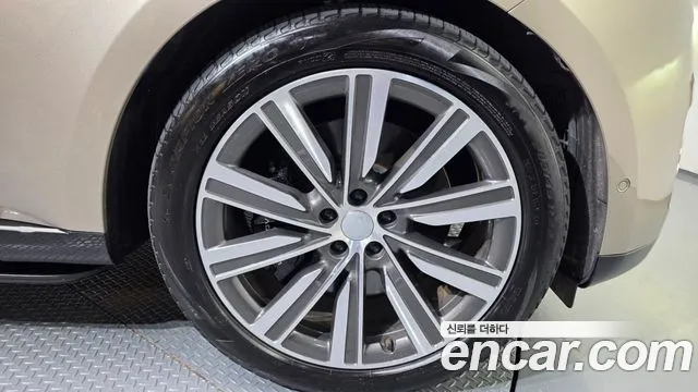 Land Rover Range Rover — Фото автомобиля 5