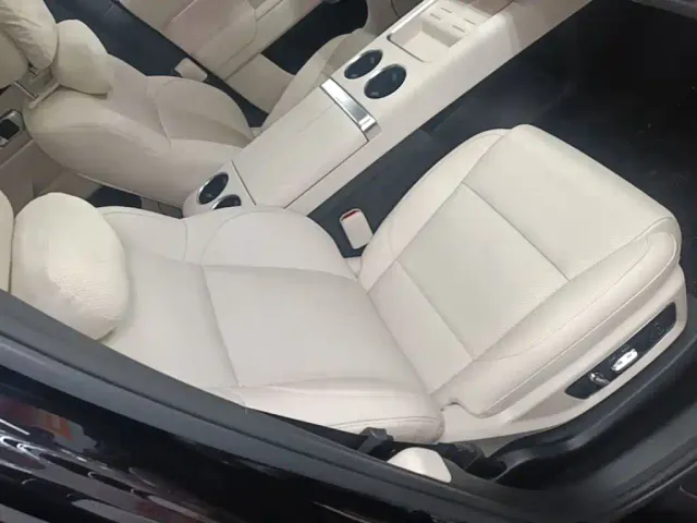 Li Auto L8 — Фото автомобиля 24