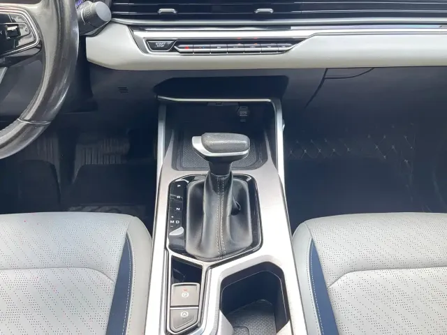 Geely Emgrand — Фото автомобиля 21