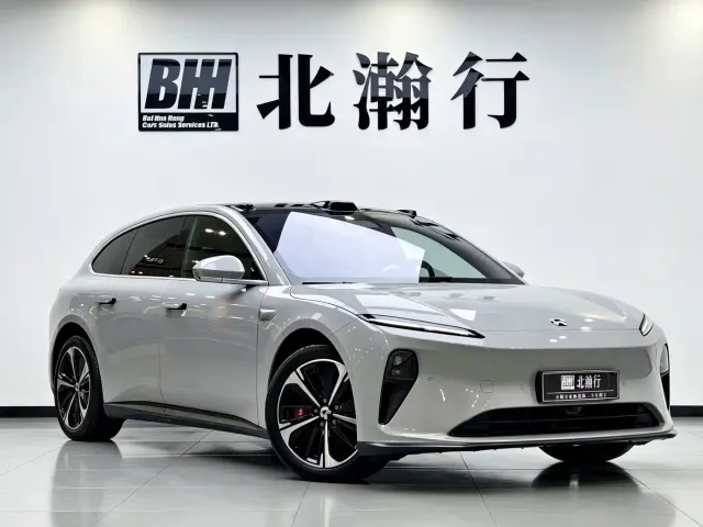 Nio ET5 Touring — Фото автомобиля 3