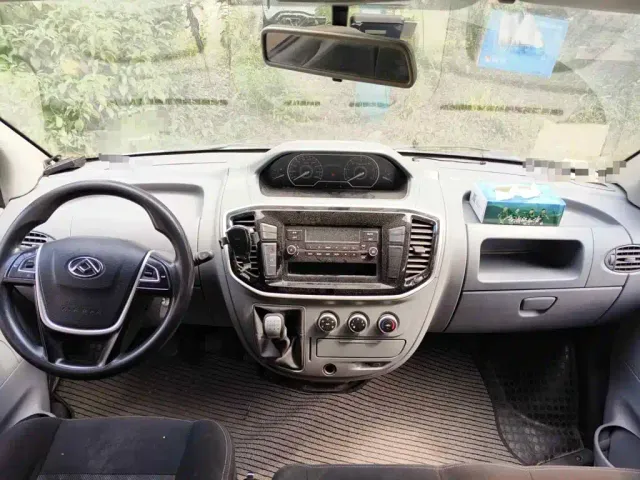 Maxus Xintu V80 — Фото автомобиля 12