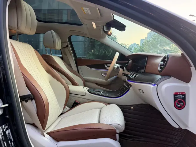 Mercedes-Benz E-Class — Фото автомобиля 15