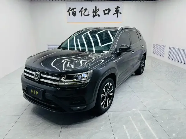 Фотография автомобиля — Volkswagen Tharu