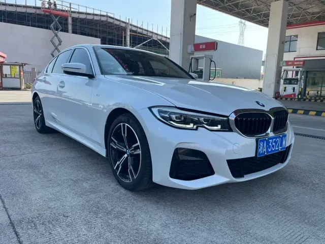BMW 3 Series — Фото автомобиля 3