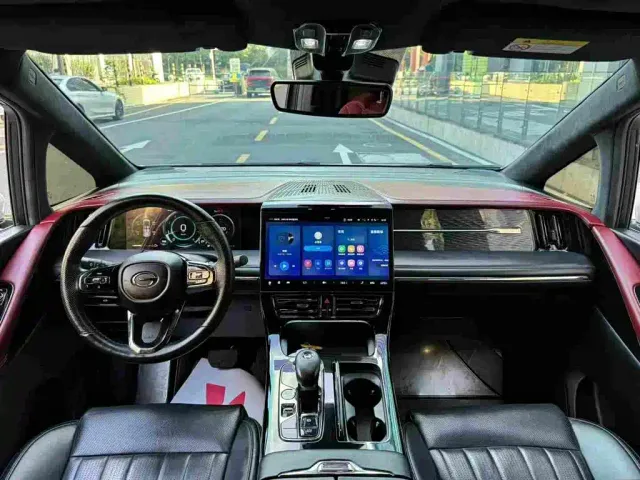 GAC Trumpchi M8 — Фото автомобиля 7