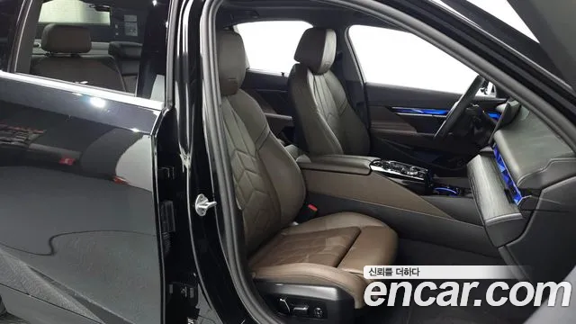 BMW i5 — Фото автомобиля 20