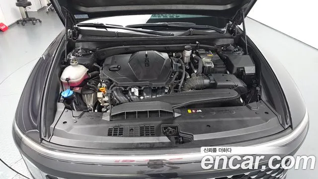 Hyundai Grandeur GN7 — Фото автомобиля 6