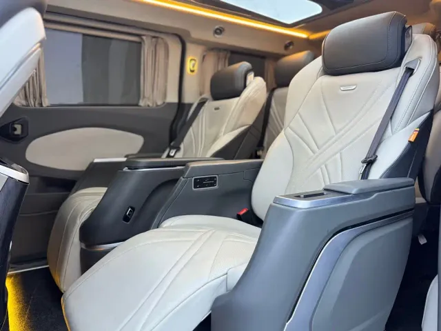 Ford Tourneo — Фото автомобиля 6
