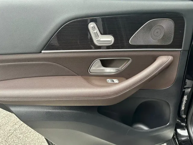 Mercedes-Benz GLE-Class — Фото автомобиля 16