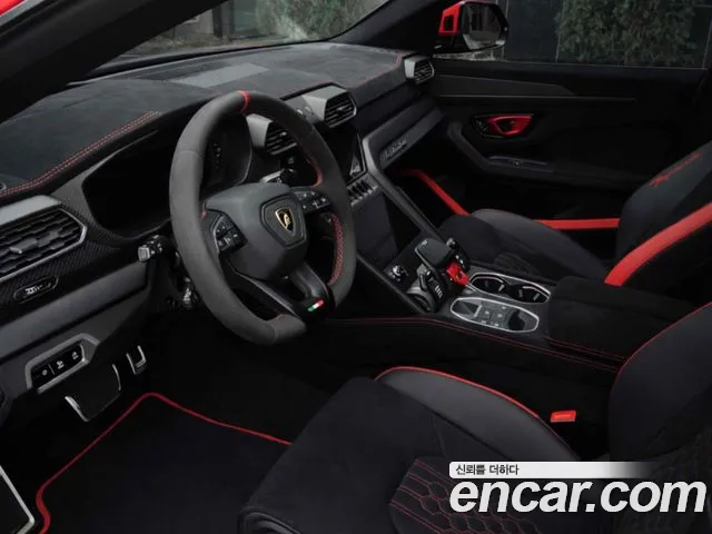 Lamborghini Urus — Фото автомобиля 7
