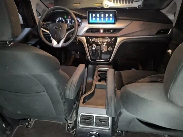 JAC Refine M3 — Фото автомобиля 12