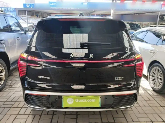Hongqi HS3 PHEV — Фото автомобиля 5
