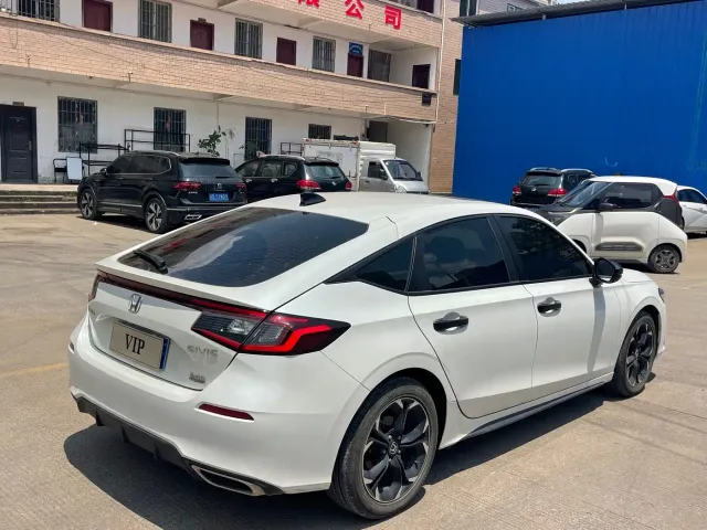 Honda Civic — Фото автомобиля 5