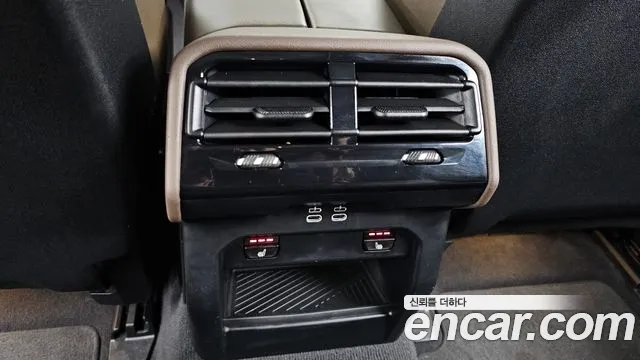 BMW 5-Series — Фото автомобиля 15