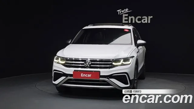 Volkswagen Tiguan — Фото автомобиля 3