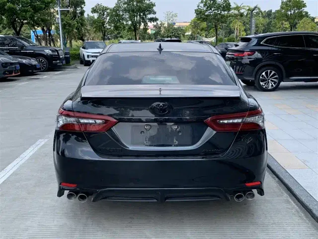 Toyota Camry — Фото автомобиля 7