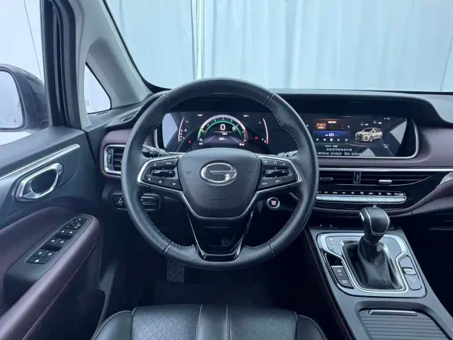 GAC Trumpchi M6 — Фото автомобиля 8