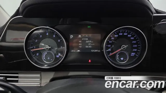 Hyundai Grandeur Новый Grandeur IG 3.0 LPi (Такси) — Фото автомобиля 8