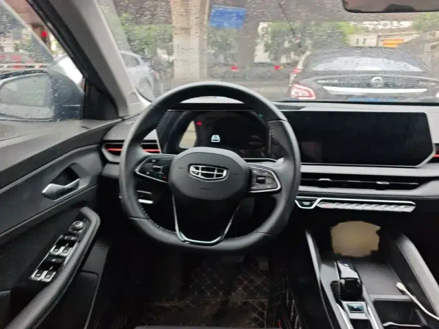 Geely Binrui — Фото автомобиля 2