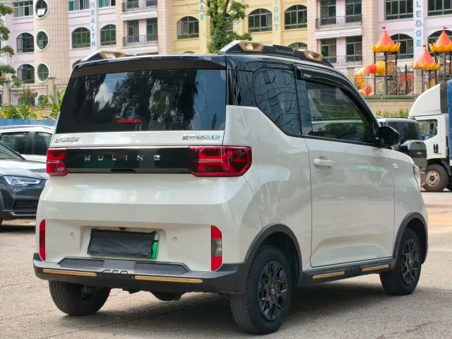 Wuling Hongguang Mini EV — Фото автомобиля 7