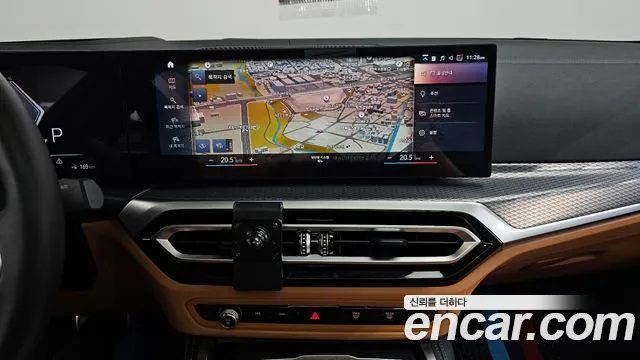 BMW i4 — Фото автомобиля 14