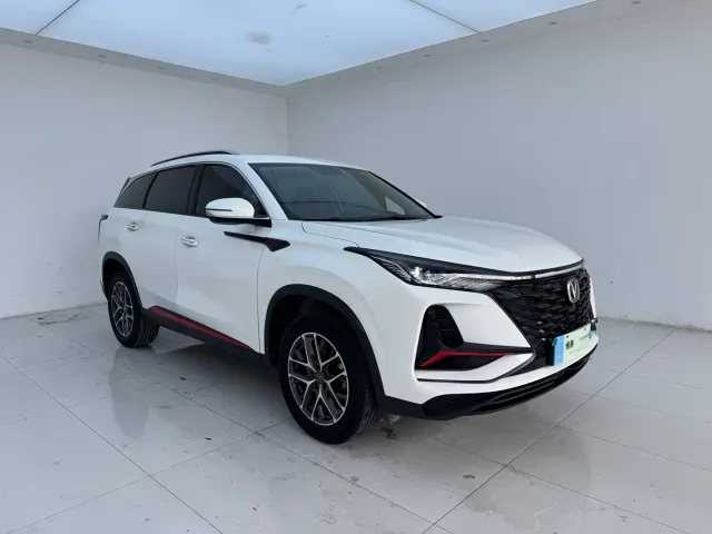 Changan CS75 Plus — Фото автомобиля 3