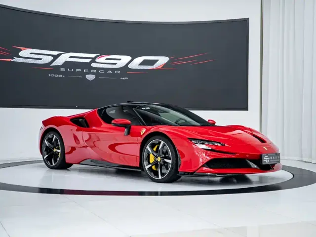 Ferrari SF90 — Фото автомобиля 3