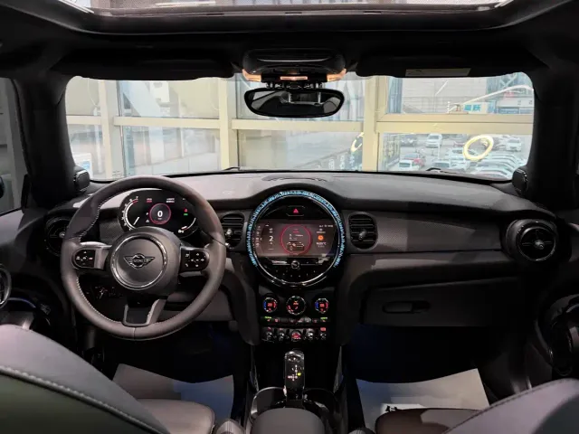 MINI Hatch — Фото автомобиля 13