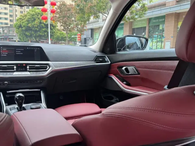 BMW 3 Series — Фото автомобиля 16