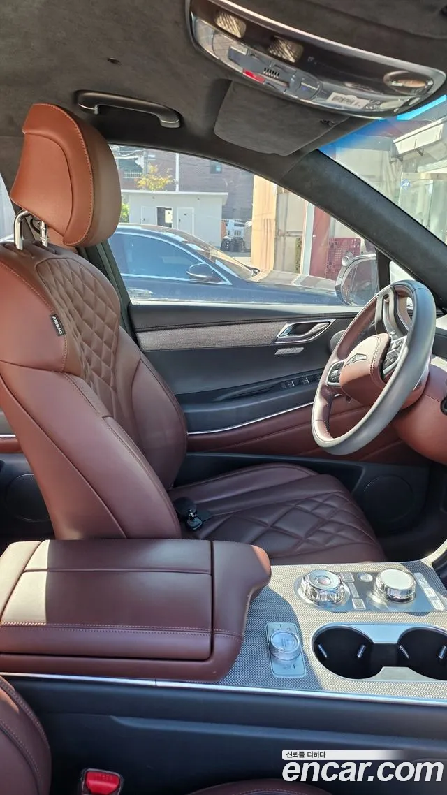 Genesis GV80 — Фото автомобиля 11