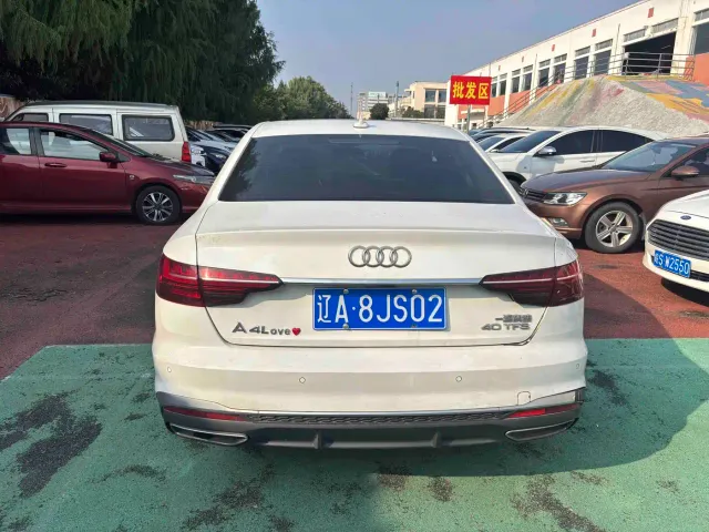Audi A4L — Фото автомобиля 4