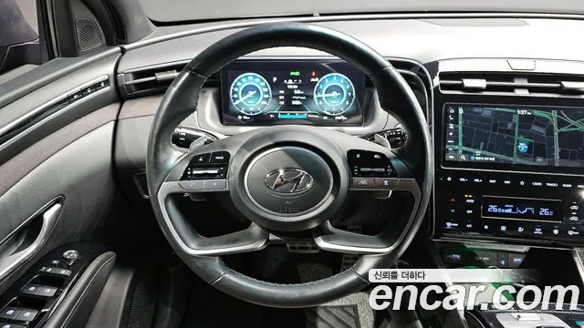 Hyundai Tucson Tucson (NX4) Бензин 1.6 турбо 2WD — Фото автомобиля 13