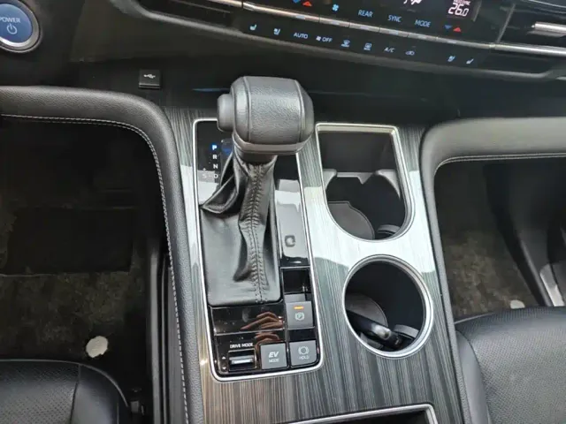 Toyota Sienna — Фото автомобиля 13