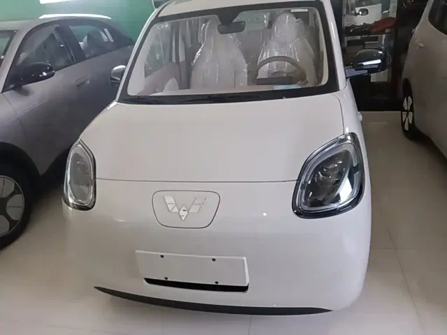 Wuling Hongguang Mini EV — Фото автомобиля 2