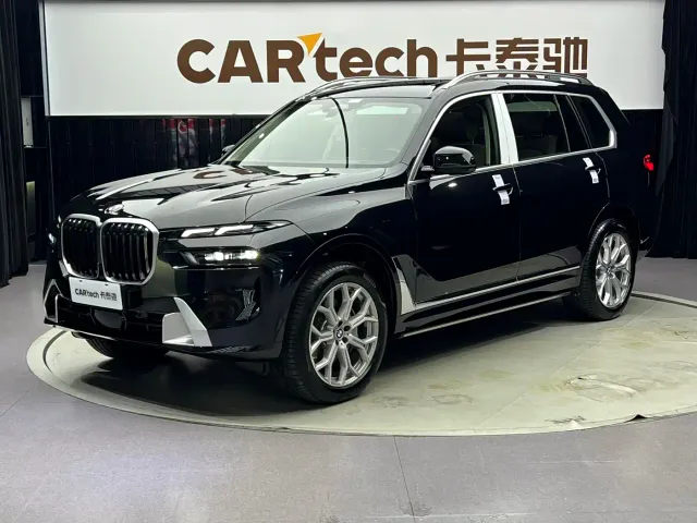 Фотография автомобиля — BMW X7